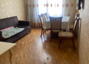 İcarəyə verilir 3 otaqlı 85 m2 köhnə tikili Elmlər Akademiyası m.