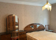 İcarəyə verilir 4 otaqlı 100 m2 köhnə tikili Elmlər Akademiyası m.