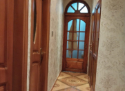 Satılır 3 otaqlı 85 m2 köhnə tikili 3 mkr