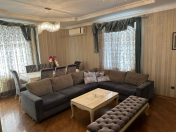 Satılır 3 otaqlı 130 m2 yeni tikili 9 mkr