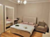 İcarəyə verilir 2 otaqlı 50 m2 köhnə tikili 28 May m.