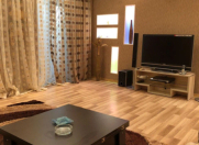 İcarəyə verilir 2 otaqlı 70 m2 köhnə tikili İçəri Şəhər m.