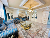 Satılır 4 otaqlı 205 m2 yeni tikili Şah İsmayıl Xətai m.