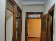 İcarəyə verilir 4 otaqlı 110 m2 köhnə tikili 28 May m.