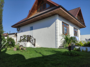 İcarəyə verilir 4 otaqlı 200 m2 bağ evi Buzovna