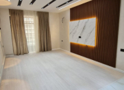 Satılır 3 otaqlı 100 m2 yeni tikili 20 yanvar m.