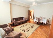 Satılır 3 otaqlı 110 m2 yeni tikili 28 May m.