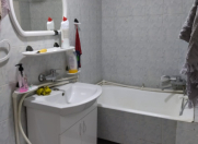 İcarəyə verilir 3 otaqlı 86 m2 köhnə tikili Həzi Aslanov