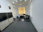 İcarəyə verilir 1 otaqlı 20 m2 ofis 28 May m.