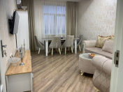 Satılır 2 otaqlı 60 m2 yeni tikili Qara Qarayev m.