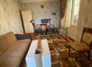 İcarəyə verilir 2 otaqlı 50 m2 köhnə tikili Həzi Aslanov m.