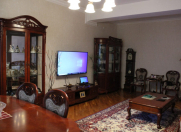 Satılır 3 otaqlı 130 m2 yeni tikili 28 May m.