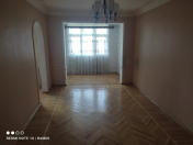 İcarəyə verilir 2 otaqlı 50 m2 köhnə tikili Neftçilər m.