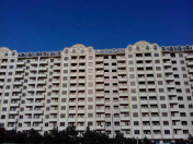 Satılır 3 otaqlı 134 m2 yeni tikili Y.Günəşli