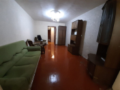 İcarəyə verilir 4 otaqlı 150 m2 köhnə tikili Gənclik m.