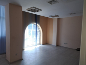 İcarəyə verilir 3 otaqlı 105 m2 ofis Nəriman Nərimanov m.
