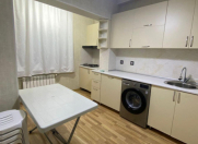 İcarəyə verilir 2 otaqlı 70 m2 köhnə tikili Azadlıq prospekti m.