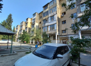 İcarəyə verilir 2 otaqlı 56 m2 köhnə tikili Qara Qarayev m.