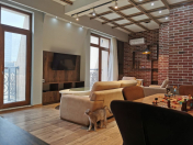 Satılır 3 otaqlı 140 m2 yeni tikili Ağ şəhər