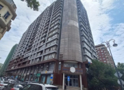 Satılır 3 otaqlı 145 m2 yeni tikili 28 May m.