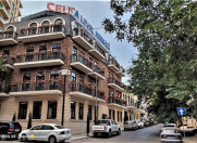 İcarəyə verilir 2 otaqlı 60 m2 köhnə tikili İçəri Şəhər m.