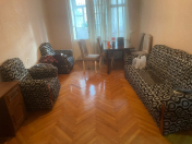 İcarəyə verilir 3 otaqlı 70 m2 köhnə tikili İnşaatçılar m.