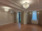 Satılır 6 otaqlı 257 m2 yeni tikili Tibb Universiteti