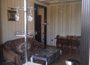 İcarəyə verilir 2 otaqlı 50 m2 köhnə tikili 28 May m.