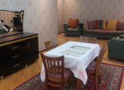 İcarəyə verilir 3 otaqlı 135 m2 yeni tikili Elmlər Akademiyası m.