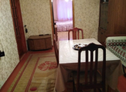 İcarəyə verilir 4 otaqlı 60 m2 köhnə tikili İnşaatçılar m.