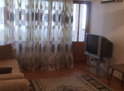 İcarəyə verilir 3 otaqlı 90 m2 köhnə tikili Gənclik m.