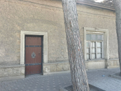 Satılır 5 otaqlı 196 m2 obyekt Əmircan