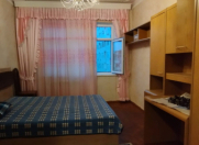 İcarəyə verilir 3 otaqlı 80 m2 köhnə tikili Memar Əcəmi m.