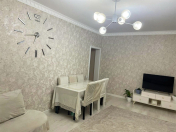 Satılır 3 otaqlı 82 m2 yeni tikili Bakıxanov
