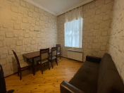 İcarəyə verilir 3 otaqlı 100 m2 həyət evi Yeni Yasamal