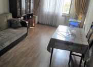 Satılır 3 otaqlı 65 m2 köhnə tikili Ayna Sultanova heykəli