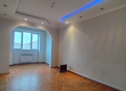 İcarəyə verilir 4 otaqlı 120 m2 köhnə tikili Həzi Aslanov m.