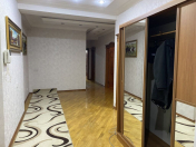 Satılır 3 otaqlı 117 m2 yeni tikili Gənclik m.
