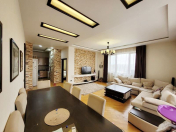 Satılır 3 otaqlı 120 m2 yeni tikili 28 May m.