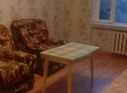 İcarəyə verilir 2 otaqlı 50 m2 köhnə tikili İnşaatçılar m.