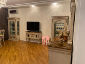 İcarəyə verilir 3 otaqlı 150 m2 yeni tikili Gənclik m.