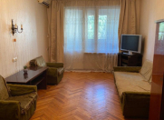 İcarəyə verilir 3 otaqlı 90 m2 köhnə tikili İçəri Şəhər m.