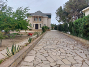 İcarəyə verilir 8 otaqlı 450 m2 bağ evi Şüvəlan Park ticarət mərkəzi