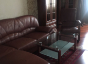 İcarəyə verilir 3 otaqlı 80 m2 köhnə tikili İçəri Şəhər m.