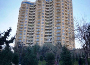 Satılır 5 otaqlı 200 m2 yeni tikili Elmlər Akademiyası m.