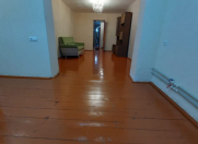 İcarəyə verilir 4 otaqlı 150 m2 köhnə tikili Binəqədi r.