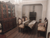 İcarəyə verilir 4 otaqlı 100 m2 köhnə tikili 7 mkr