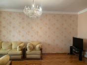 İcarəyə verilir 4 otaqlı 110 m2 köhnə tikili Elmlər Akademiyası m.