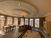 İcarəyə verilir 3 otaqlı 160 m2 yeni tikili Şah İsmayıl Xətai m.