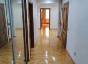 Satılır 3 otaqlı 92 m2 yeni tikili Yasamal r.